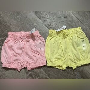 NWT Baby Gap Shorts Set - 6/12 months